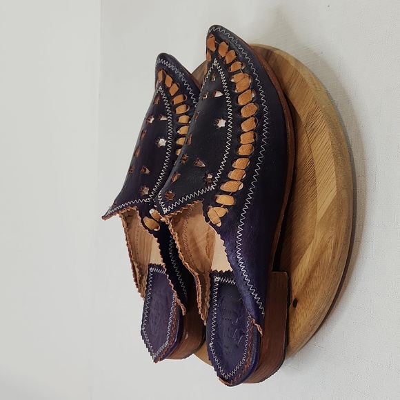 Vrai Cuir handmade pointy mules.Size 7 - Picture 2 of 7